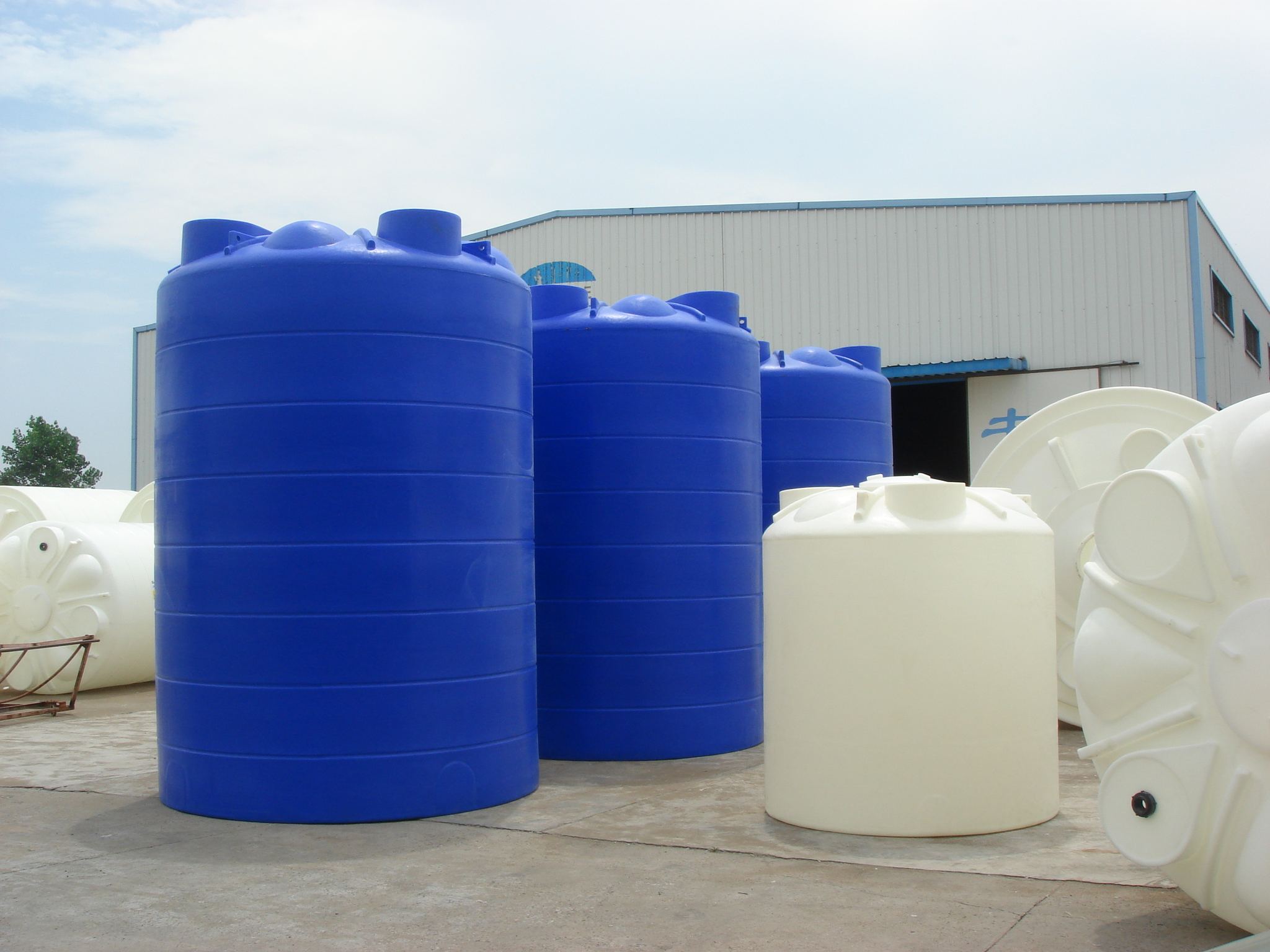 PE化工儲罐如何更佳的處理腐蝕狀況? PE化工儲罐如何更佳的處理腐蝕狀況?